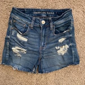 American Eagle distressed jean shorts. ☀️